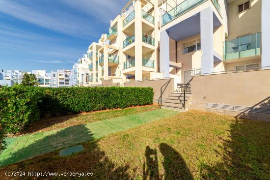 BAJO CON JARDIN EN PLAYA SERENA SUR - ALMERIA