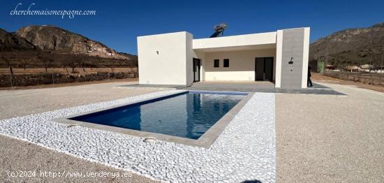 VILLA DE OBRA NUEVA EN ALBANILLA, MURCIA - MURCIA