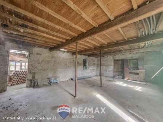 Casa / Chalet independiente en venta en Iglesia, Pazos de Borbén - PONTEVEDRA