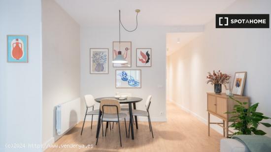 Piso entero de 4 habitaciones en barcelona. - BARCELONA