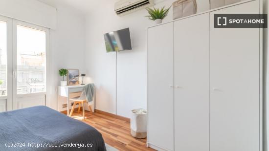 Habitaciones en alquiler en el apartamento de 5 dormitorios en Sarrià-Sant Gervasi - BARCELONA