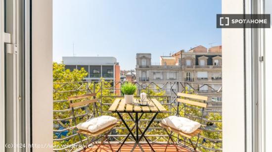 Habitaciones en alquiler en el apartamento de 5 dormitorios en Sarrià-Sant Gervasi - BARCELONA