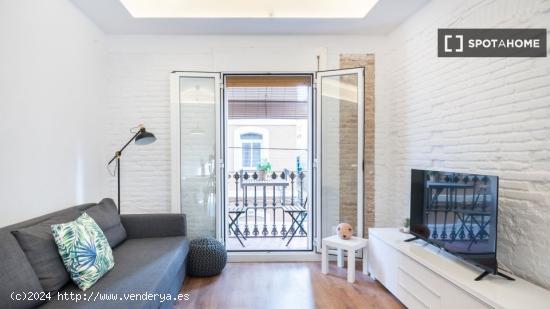 Apartamento entero de 2 dormitorios en Barcelona. - BARCELONA