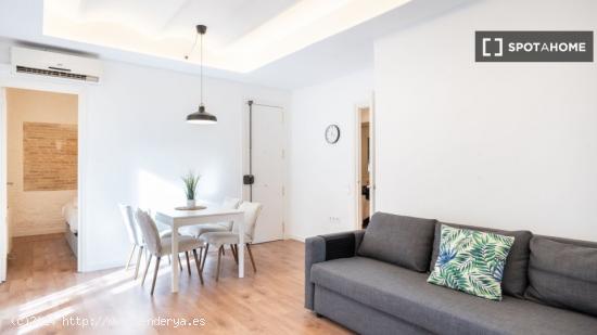 Apartamento entero de 2 dormitorios en Barcelona. - BARCELONA