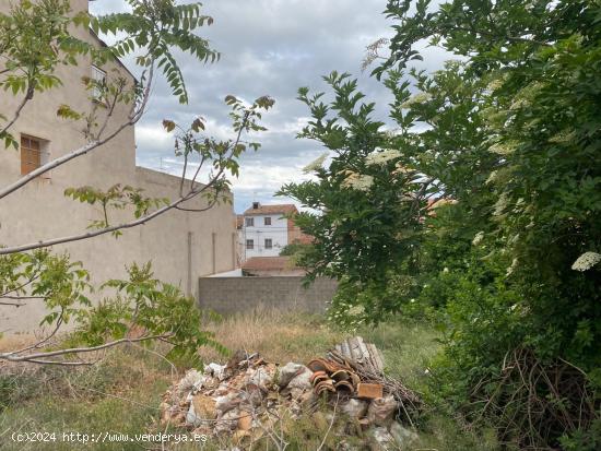 SE VENDE SOLAR URBANO EN MONREAL DEL CAMPO - TERUEL