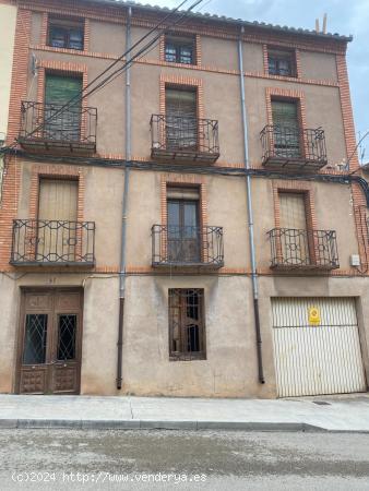  EN VENTA EDIFICIO EN MONREAL DEL CAMPO - TERUEL 