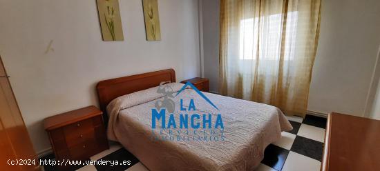 INMOBILIARIA  LA MANCHA VENDE PISO EN ZONA FRANCISCANOS. - ALBACETE