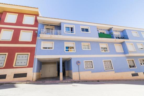 Amplio piso de tres habitaciones en la zona nueva de Pliego (Murcia) - MURCIA