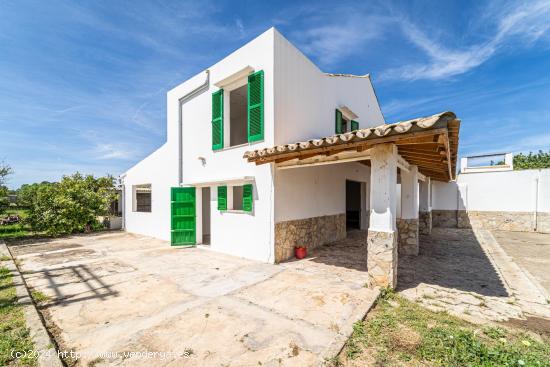 FINCA RÚSTICA CON PISCINA EN MOSCARI - BALEARES