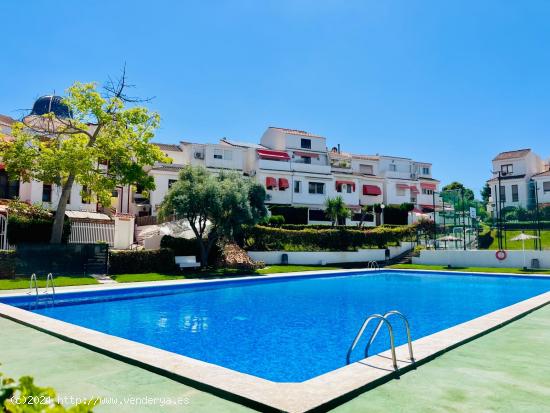 Bungalow reformado en el Cabo de las Huertas con piscina - ALICANTE