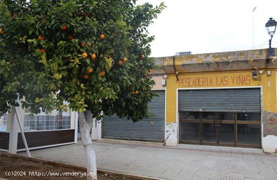 Se Vende en Lora del Rio - SEVILLA