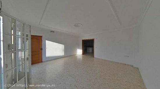 Se Vende en Utrera - SEVILLA