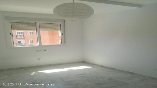 Se Vende en Camas - SEVILLA