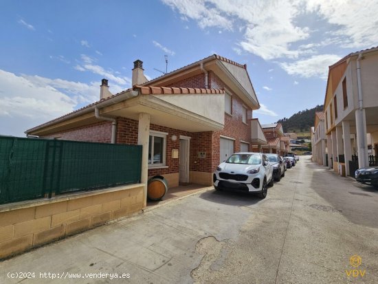 Casa-Chalet en Venta en Añorbe Navarra