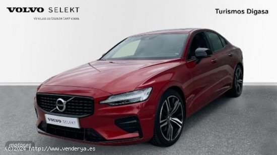  Volvo S60 S60 R-DESIGN, B4 MILD HYBRID GASOLINA CON TECHO SOLAR de 2022 con 19.696 Km por 40.900 EUR 