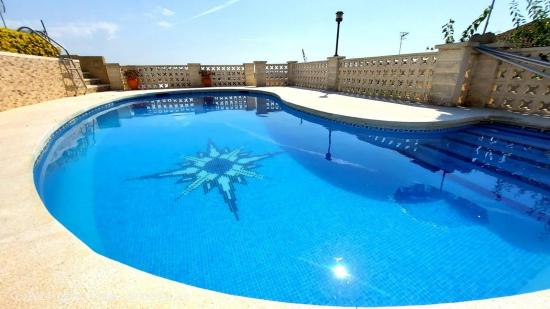 Magnifica casa independiente con piscina privada - TARRAGONA