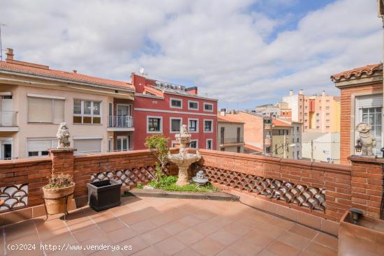 PIS EN VENDA AMB PISCINA AL BELL MIG DE MANRESA - BARCELONA