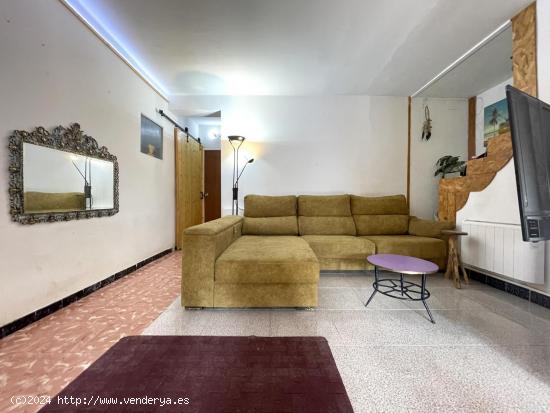 UNIFAMILIAR ADOSADA EN VENTA EN SANT FRUITOS DE BAGES - BARCELONA