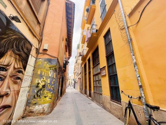 OPORTUNIDADA PISO RENTA ANTIGUA EN VENTA EN SEGUNDA ALTURA EN EL CARMEN VALENCIA - VALENCIA