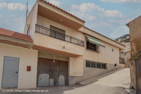 CHALET EN VENTA EN LOS GARRES (MURCIA) - MURCIA