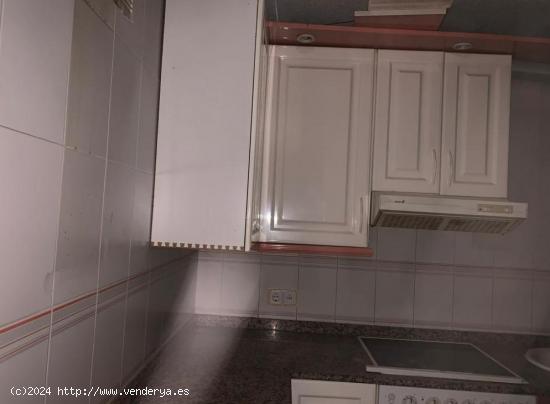 PISO 4 DORMITORIOS, 2 BAÑOS EN TORREAGUERA - MURCIA