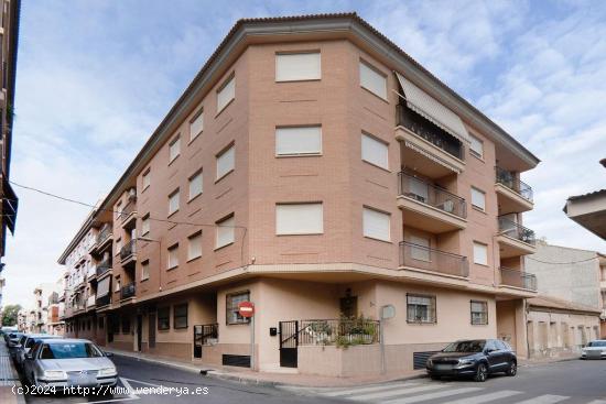 PISO DE 3 HABITACIONES, GARAJE Y TRASTERO EN EL PALMAR (MURCIA) - MURCIA