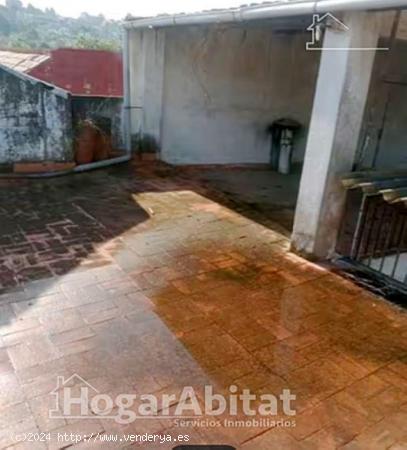 ¡ECONOMICO! CASA CON TERRAZA Y CON MUCHAS POSIBLIDADES - VALENCIA