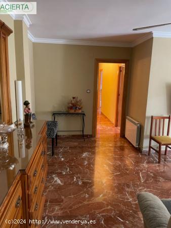 Atención magnifico piso de 3 dormitorios en urbanización los califas - GRANADA