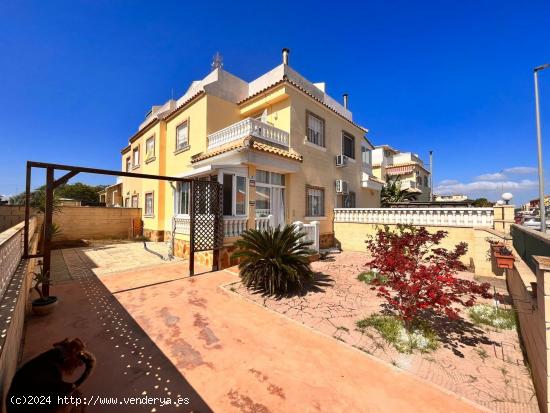 QUAD EN VENTA EN DAYA NUEVA - ALICANTE