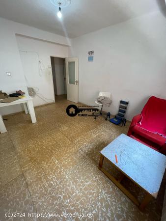 INMOBILIARIA TEJARES VENDE PISO ZONA FRANCISCANOS - ALBACETE