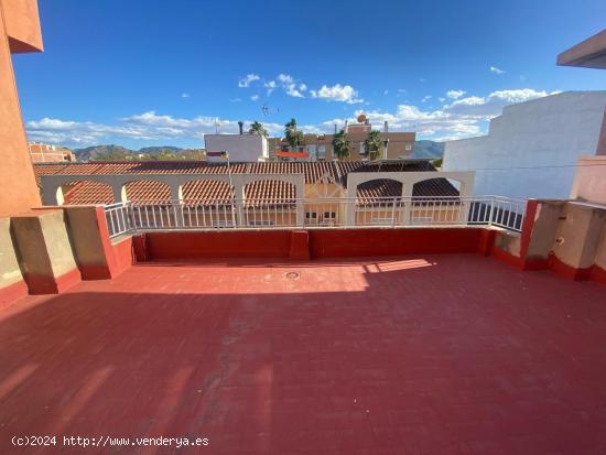 CASA ADOSADA EN LOS DOLORES (MURCIA). - MURCIA