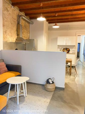 Apartamento entero de 3 habitaciones en Barcelona. - BARCELONA