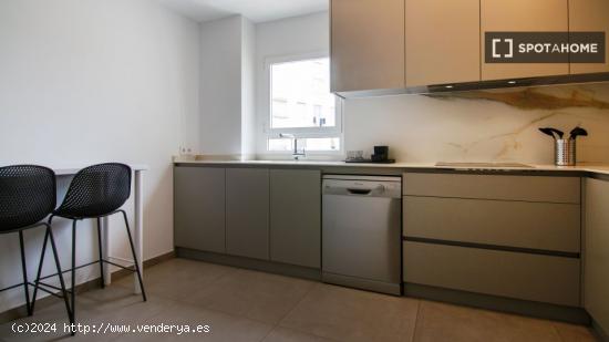 Piso entero de 4 habitaciones en Valencia. - VALENCIA