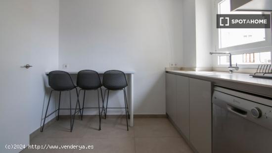 Piso entero de 4 habitaciones en Valencia. - VALENCIA