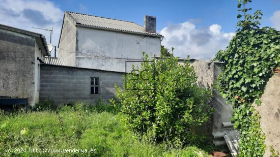 CASA CON FINCA PARA REFORMA INTEGRAL EN NARÓN - A CORUÑA