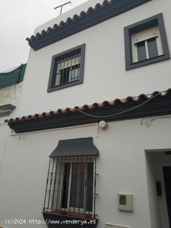 Venta de adosado en Huerta del Rosario - CADIZ