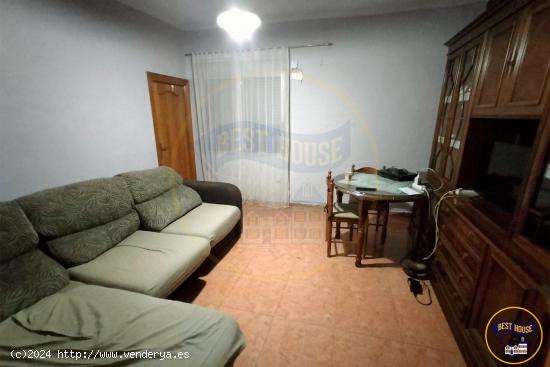 PISO EN VENTA EN PLENO CENTRO IDEAL PARA INVERTIR - CUENCA