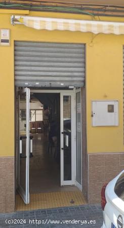 LOCAL COMERCIAL A LA VENTA EN MONCADA CON ACCESO A PATIO. - VALENCIA