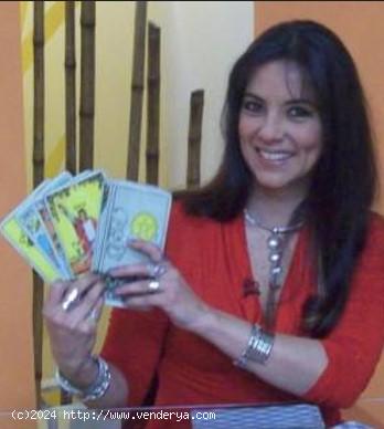  Vidente de nacimiento  TAROT 806 585 725 