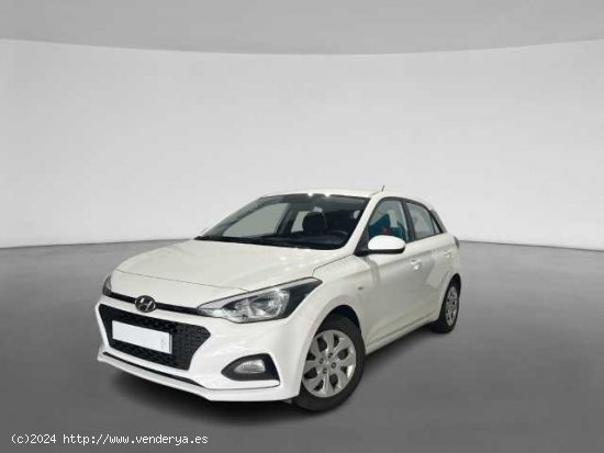 Hyundai i20 ( 1.2 MPI Essence (4.75) )  - Huercal de Almería