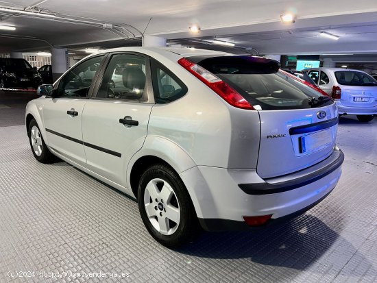 Ford Focus 1.6 100cv. Pocos KM. Oportunidad!! A toda prueba !!! - Barcelona