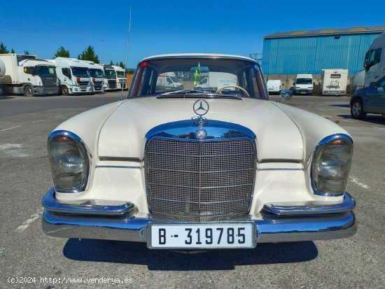 Mercedes 220 S AÑO 1963 DEPOSITO DE VENTA - St. Joan Despi