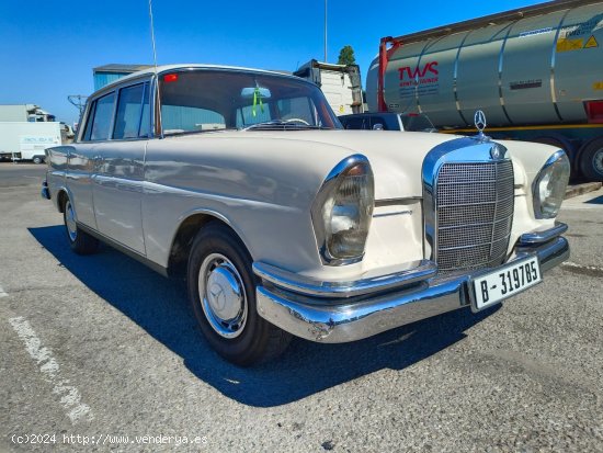 Mercedes 220 S AÑO 1963 DEPOSITO DE VENTA - St. Joan Despi