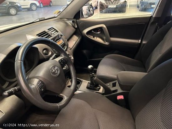 TOYOTA RAV4 en venta en Castuera (Badajoz) - Castuera