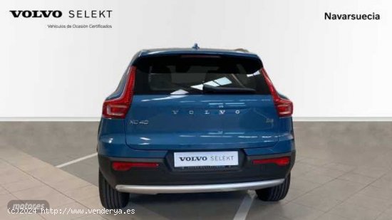 Volvo XC40 XC40 Core, B3 Mild hybrid, Gasolina de 2024 con 9 Km por 37.400 EUR. en Navarra