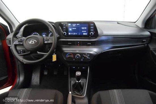 Hyundai Bayon 1.2 MPI Klass de 2023 con 17.738 Km por 14.990 EUR. en Girona