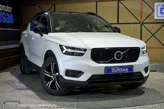 Volvo XC40 D3 R-design Aut. de 2020 con 107.878 Km por 27.490 EUR. en Madrid