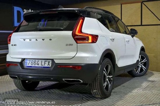 Volvo XC40 D3 R-design Aut. de 2020 con 107.878 Km por 27.490 EUR. en Madrid