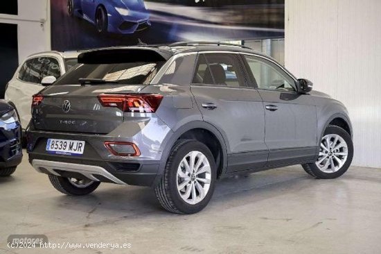 Volkswagen T-Roc 1.5 Tsi Life Dsg7 de 2023 con 25.800 Km por 24.790 EUR. en Madrid