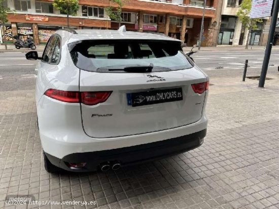 Jaguar F-Pace 2.0i4d Pure Rwd 180 de 2018 con 155.000 Km por 16.990 EUR. en Barcelona